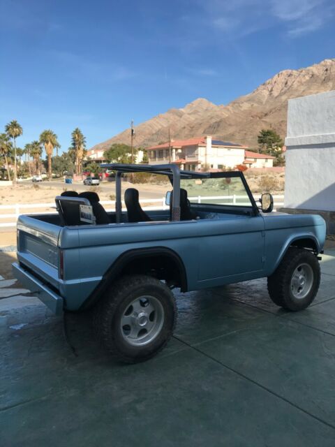 Ford Bronco 1967 image number 18