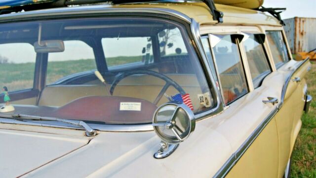 Ford Ranch Wagon 1959 image number 5