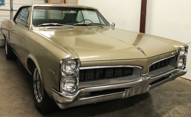 Pontiac Le Mans Hardtop 1967 image number 17