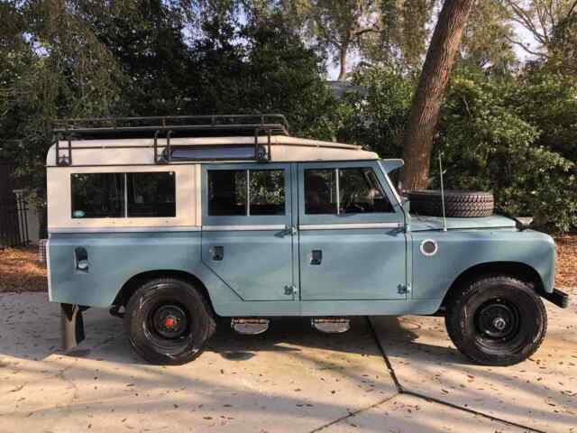 Land Rover 109 1968 image number 0