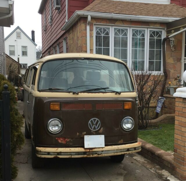 Volkswagen Bus/Vanagon 1979 image number 0