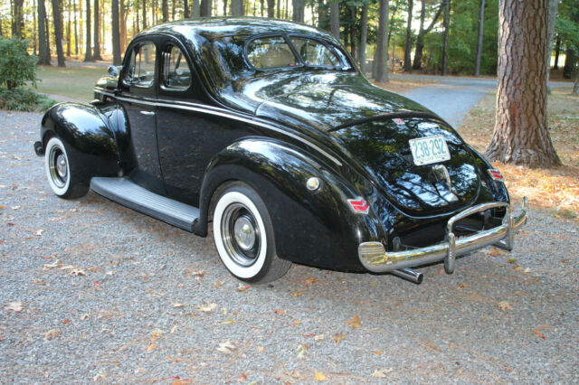 Ford Deluxe 1940 image number 29