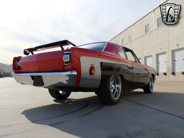 Plymouth Road Runner 1968 image number 13