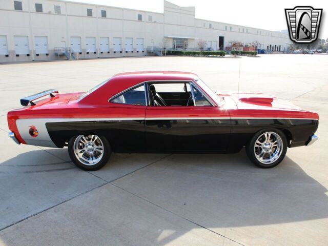 Plymouth Road Runner 1968 image number 14