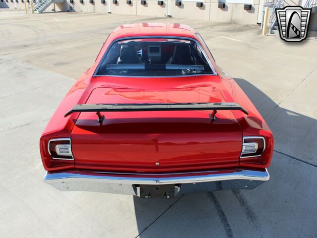 Plymouth Road Runner 1968 image number 8