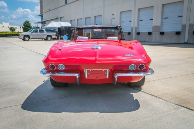 Chevrolet Corvette 1966 image number 14