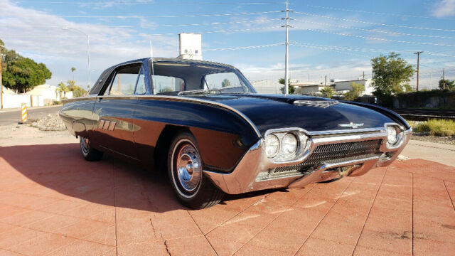 Ford Thunderbird 1963 image number 0