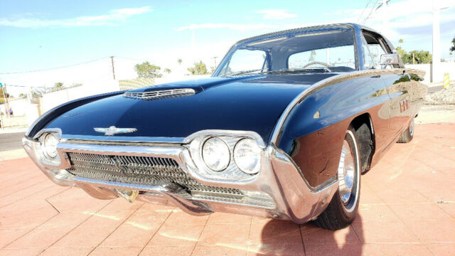 Ford Thunderbird 1963 image number 15