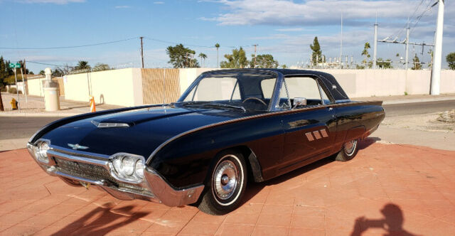 Ford Thunderbird 1963 image number 35