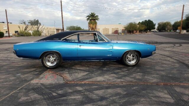 Dodge Charger 1968 image number 15