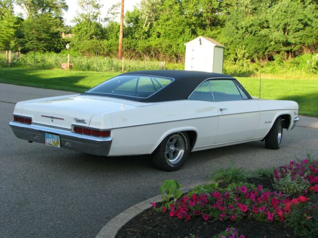 Chevrolet Impala 1966 image number 12