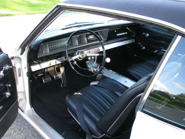 Chevrolet Impala 1966 image number 4