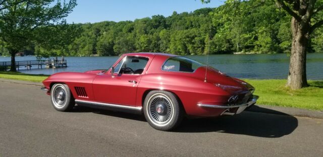 Chevrolet Corvette 1967 image number 1