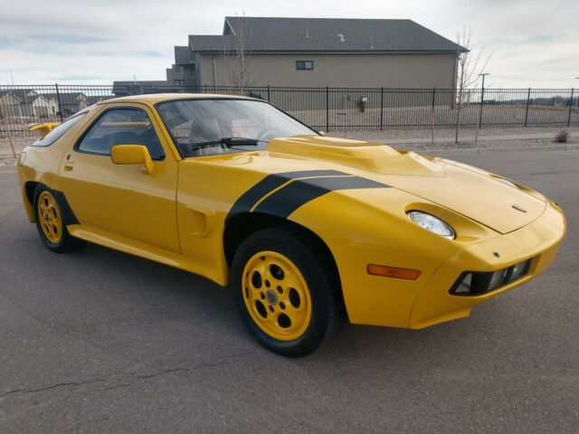 Porsche 928 1979 image number 21