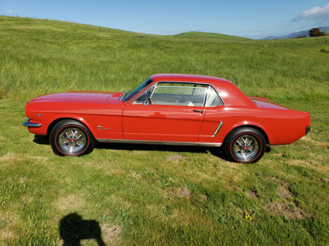 Ford Mustang 1965 image number 0