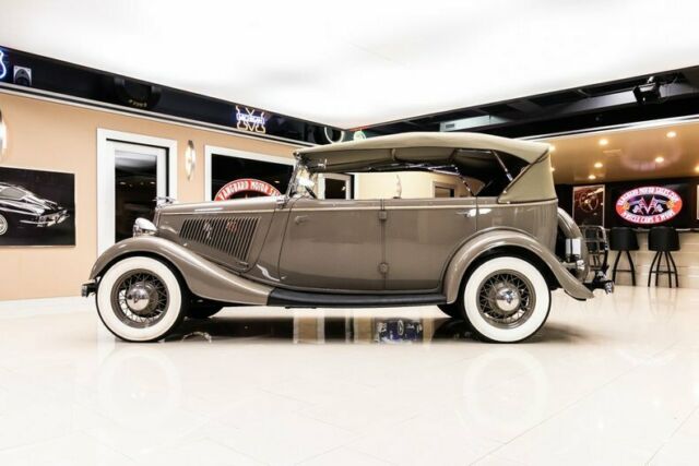 Ford Phaeton 1934 image number 42