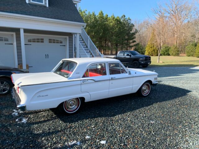 Mercury Comet 1961 image number 1