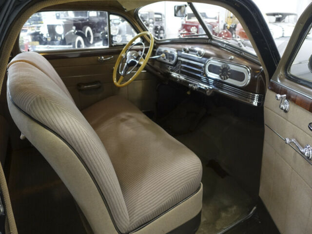 Oldsmobile Series 66 1947 image number 18