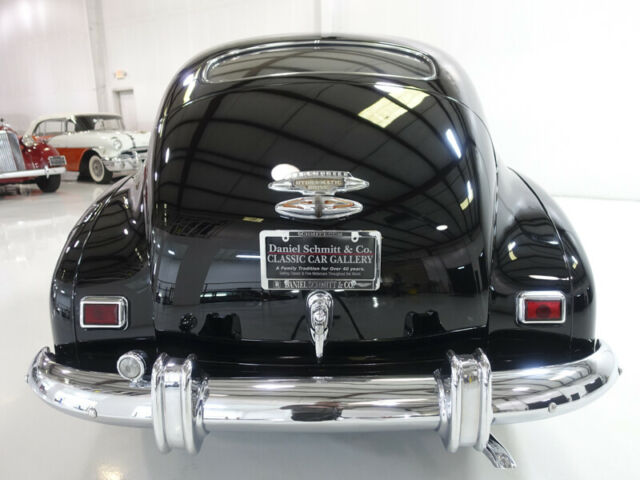 Oldsmobile Series 66 1947 image number 4