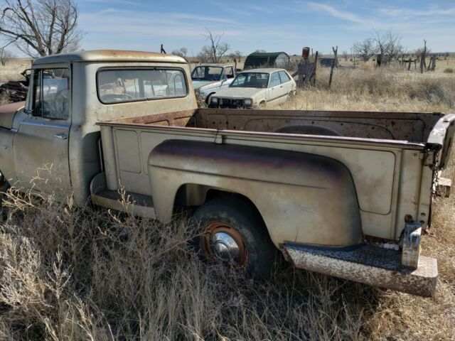 International Harvester D1100 1966 image number 14