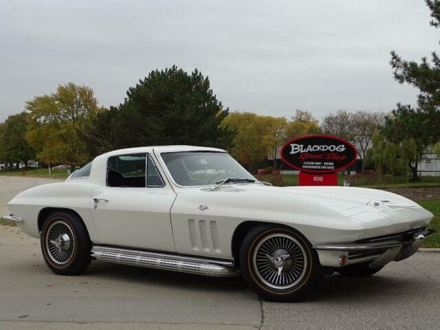 Chevrolet Corvette 1966 image number 20