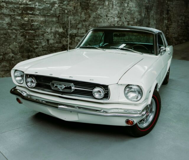 Ford Mustang 1966 image number 0