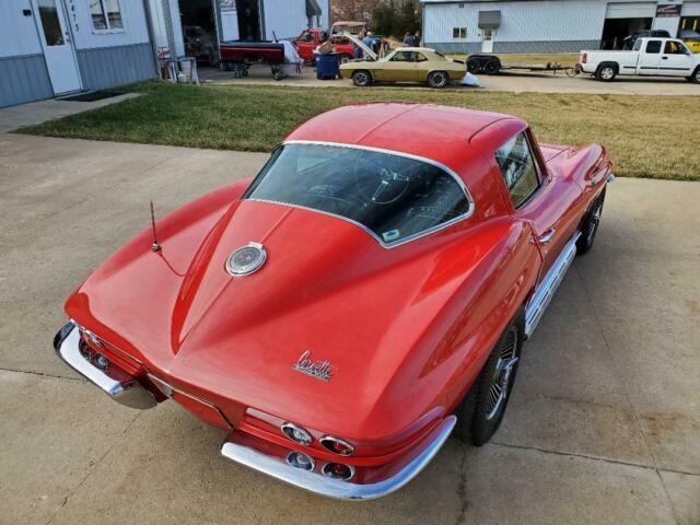 Chevrolet Corvette 1966 image number 13