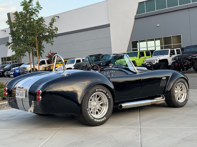 Shelby Cobra 1965 image number 11