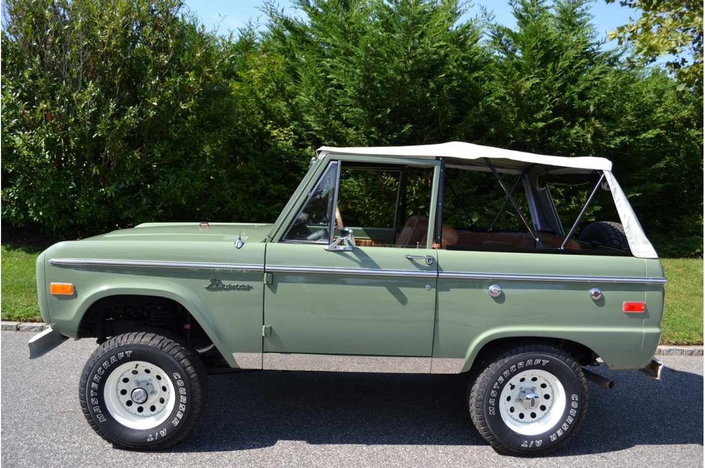 Ford Bronco 1976 image number 32