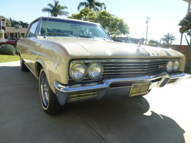 Buick Skylark 1965 image number 4