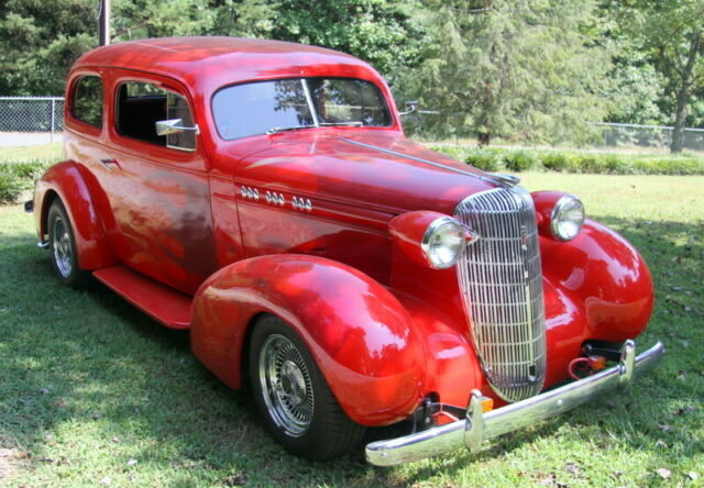 Oldsmobile 2 door sedan 1936 image number 20