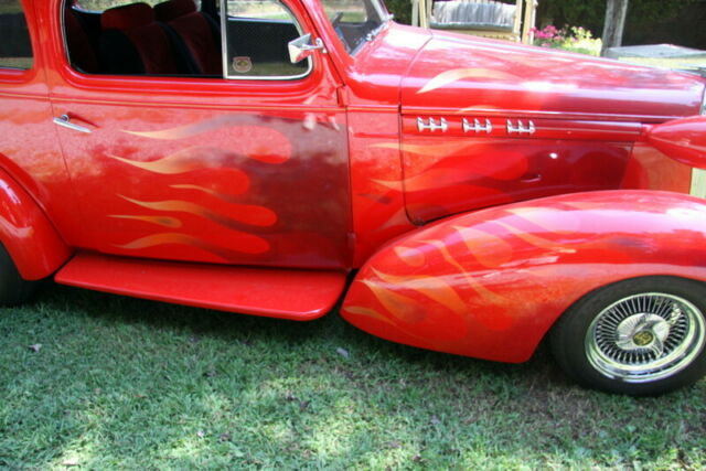 Oldsmobile 2 door sedan 1936 image number 24