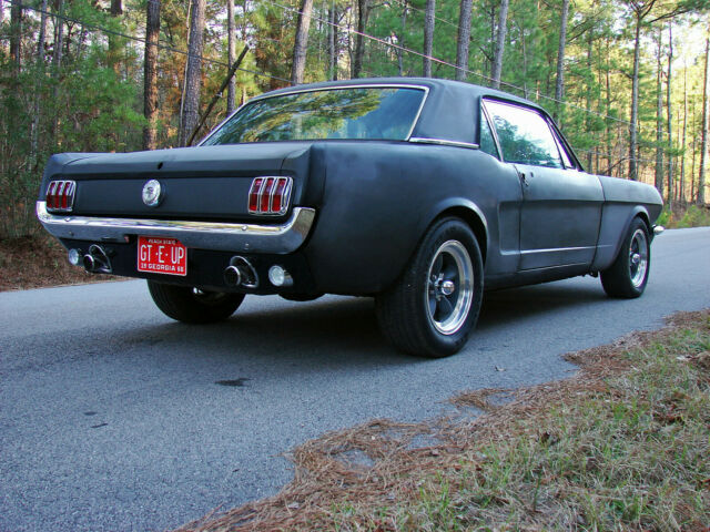 Ford Mustang 1966 image number 27