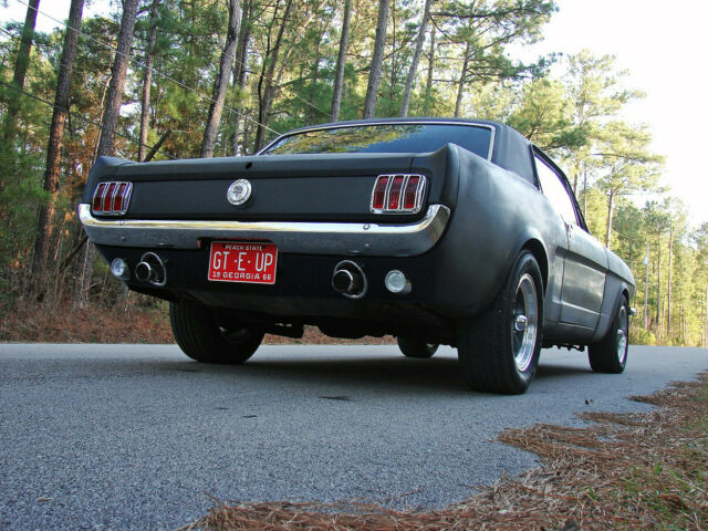 Ford Mustang 1966 image number 29