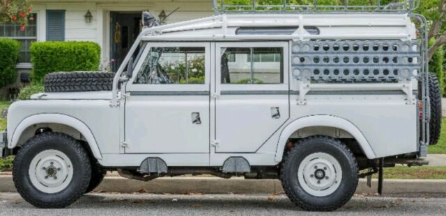 Land Rover Land Rover Series 2A 109 1967 image number 16