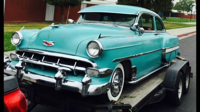 Chevrolet Bel Air/150/210 1954 image number 1