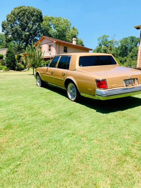 Cadillac Seville 1977 image number 17