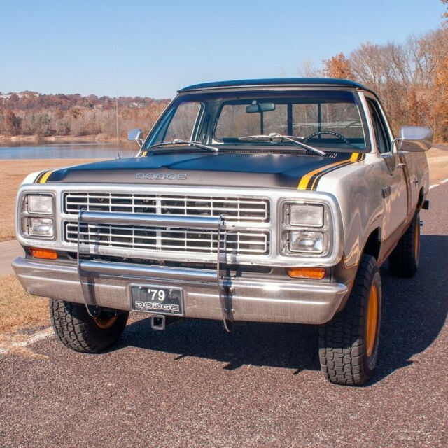 Dodge Macho Power Wagon 1979 image number 22