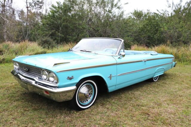 Ford Galaxie 1963 image number 0