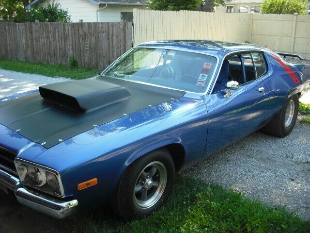 Plymouth Road Runner 1974 image number 16