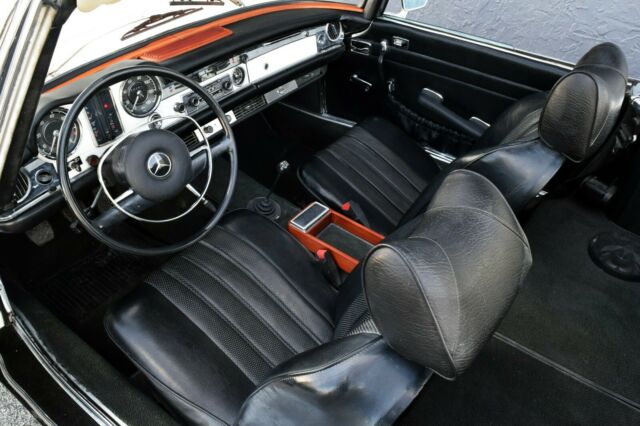 Mercedes-Benz SL-Class 1968 image number 17