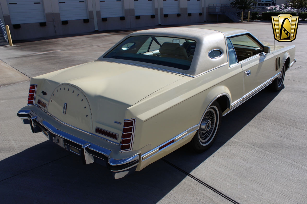 Lincoln Continental 1978 image number 14