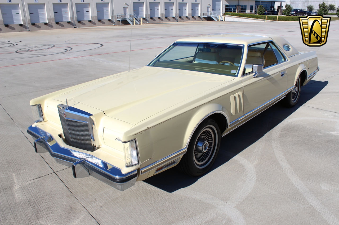 Lincoln Continental 1978 image number 2