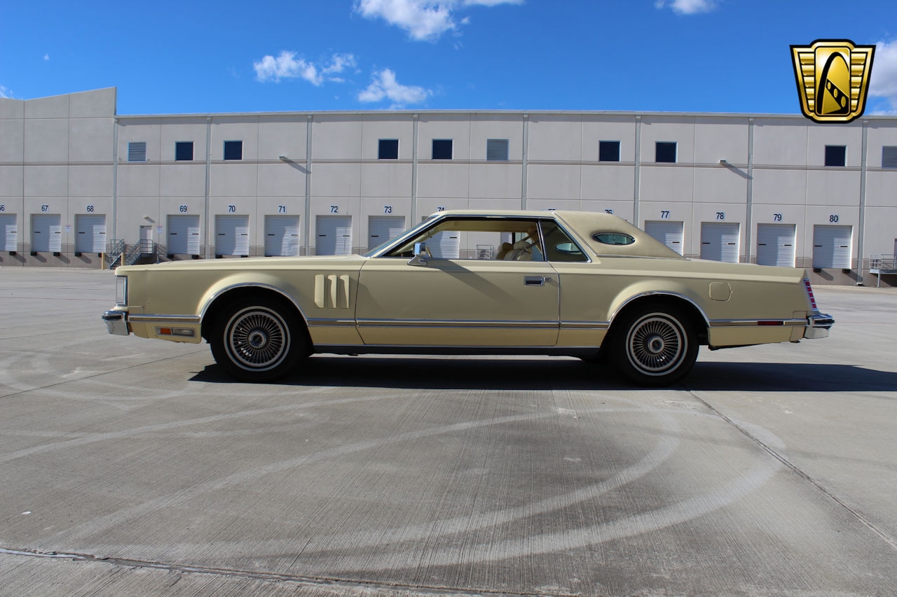 Lincoln Continental 1978 image number 30