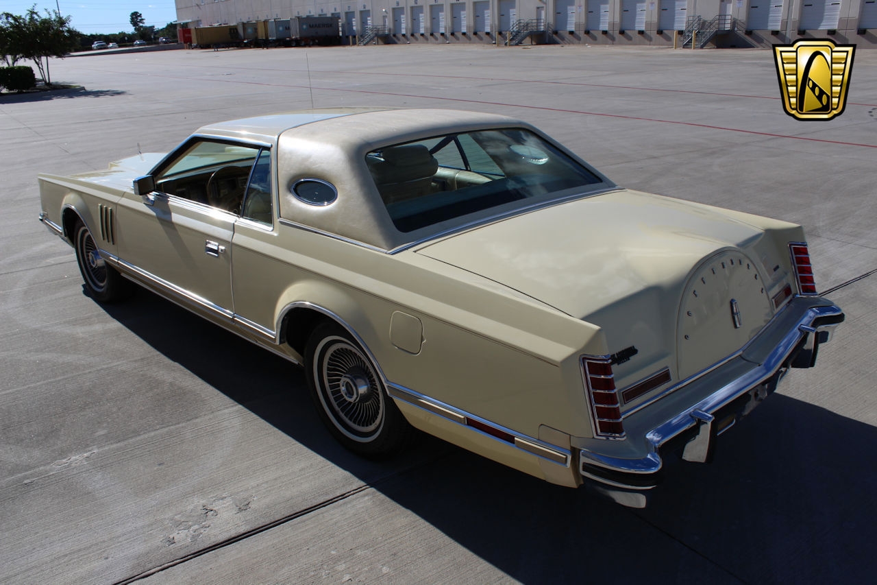 Lincoln Continental 1978 image number 32