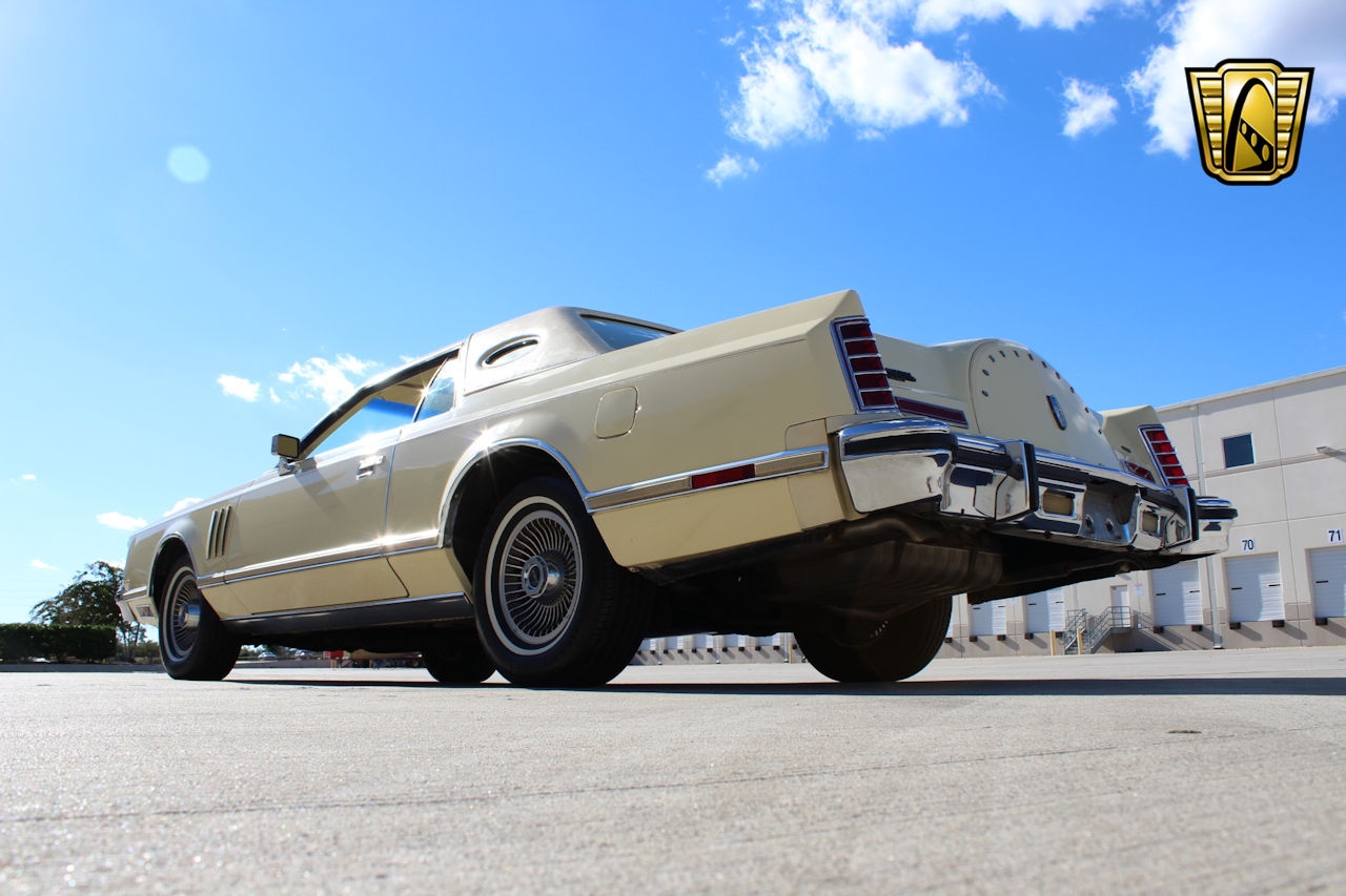 Lincoln Continental 1978 image number 34