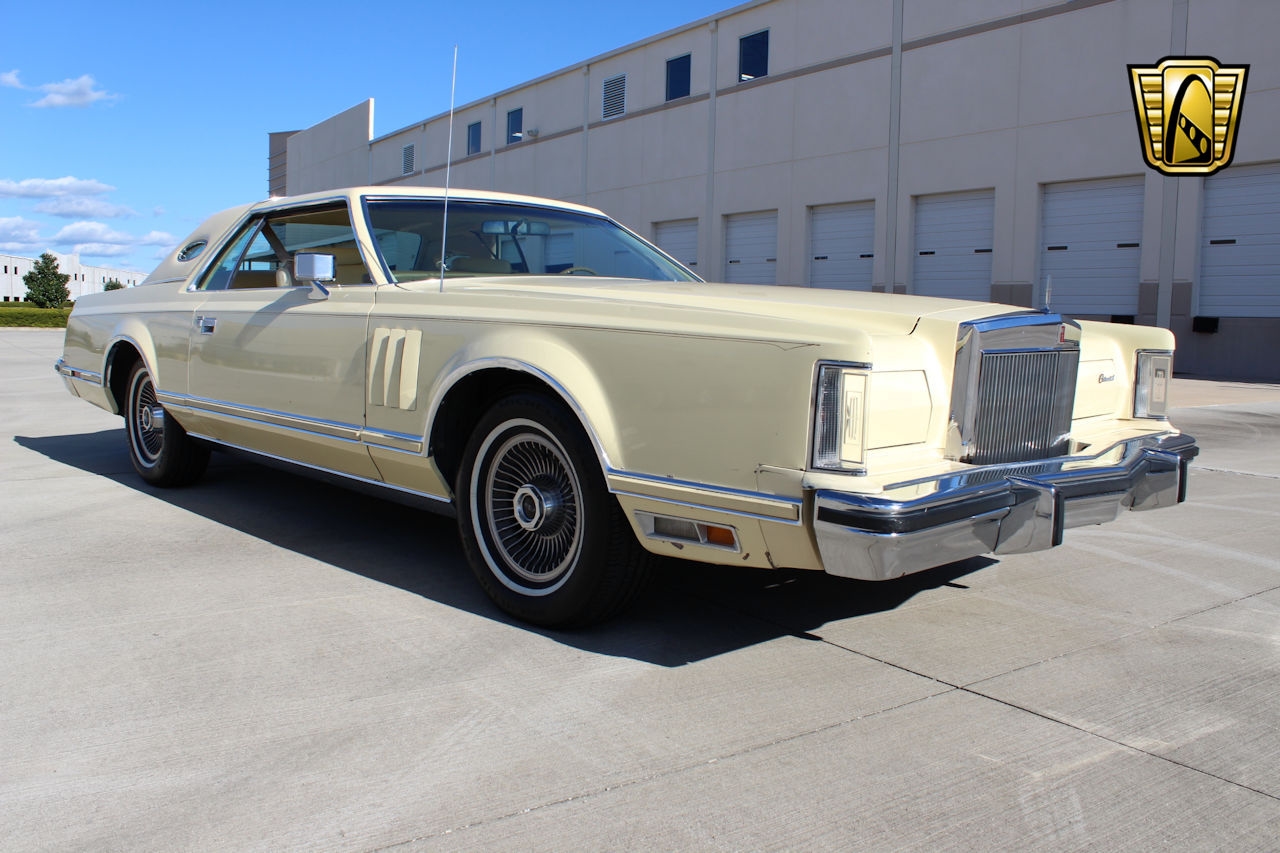 Lincoln Continental 1978 image number 45