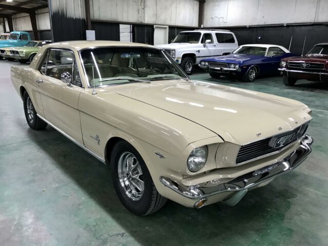 Ford Mustang 1966 image number 30