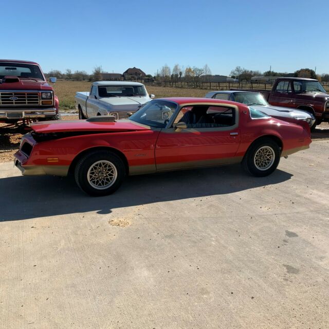 Pontiac Firebird 1978 image number 25