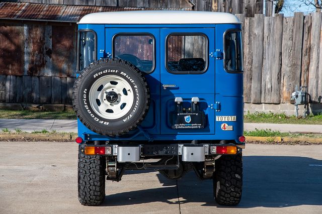 Toyota FJ Cruiser 1979 image number 34